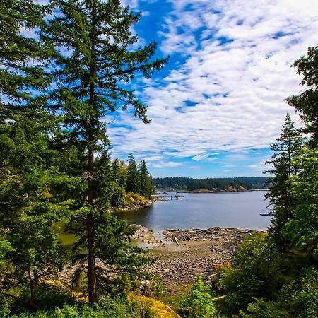 Gowlland Harbour Resort Heriot Bay Екстер'єр фото
