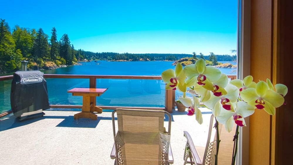 Gowlland Harbour Resort Heriot Bay Екстер'єр фото