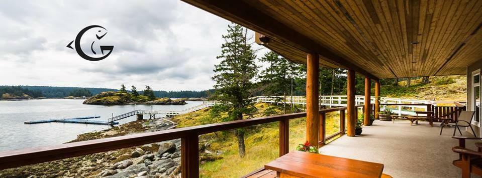 Gowlland Harbour Resort Heriot Bay Екстер'єр фото