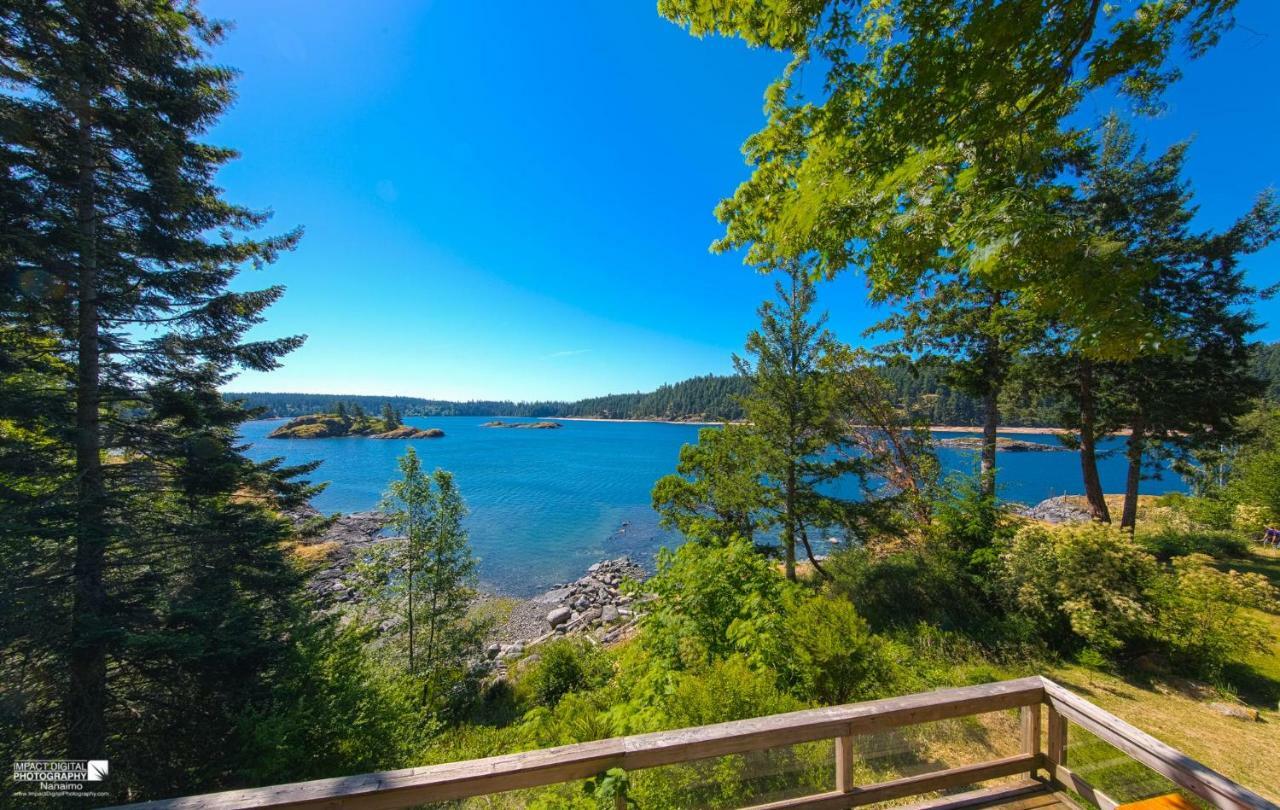 Gowlland Harbour Resort Heriot Bay Екстер'єр фото
