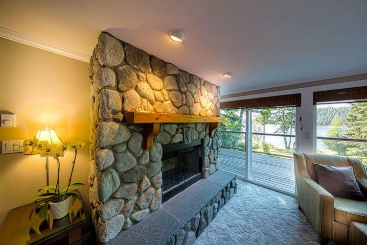 Gowlland Harbour Resort Heriot Bay Екстер'єр фото