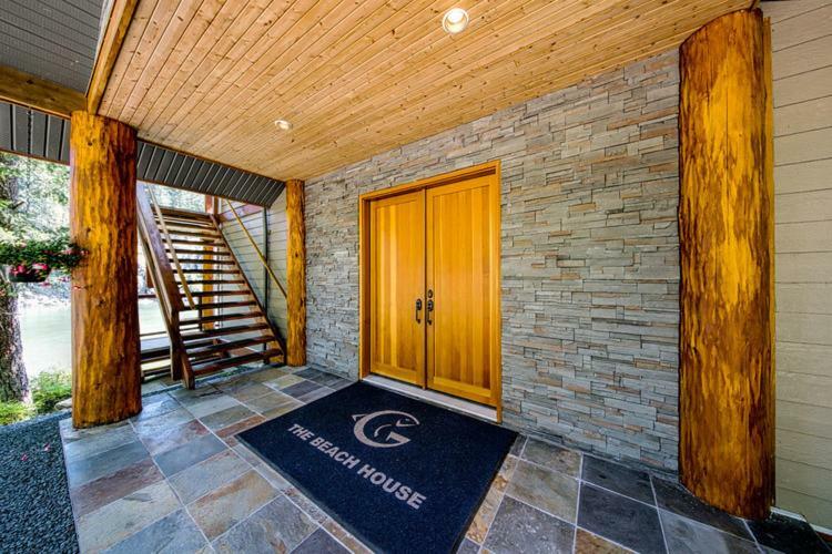 Gowlland Harbour Resort Heriot Bay Екстер'єр фото