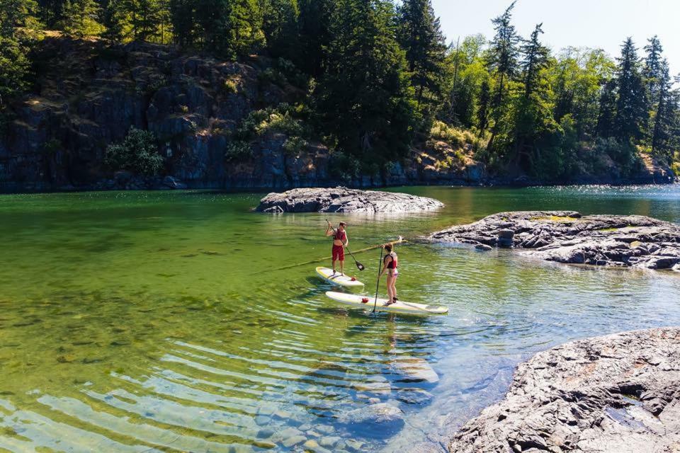 Gowlland Harbour Resort Heriot Bay Екстер'єр фото